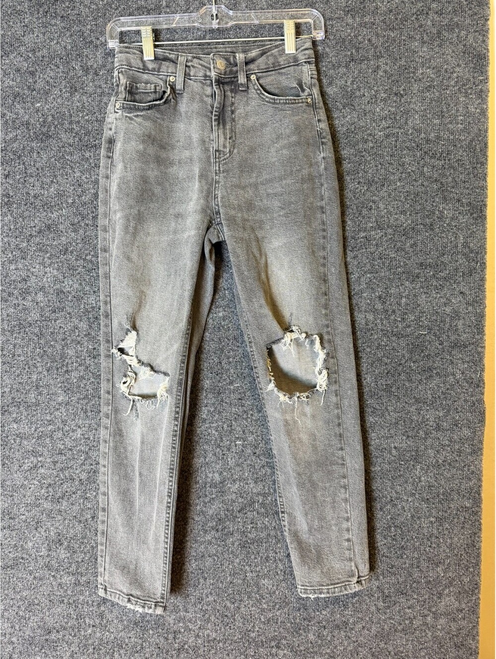 Wild Fable Womens High Rise Mom Jeans Size 00 Grey Washed Distressed Knee Holes